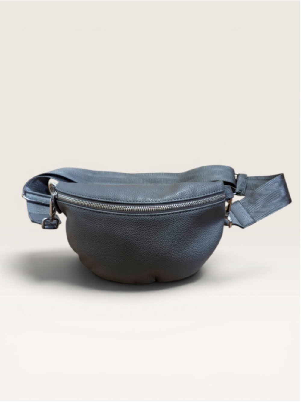 Von Lamezan Gray Pebbled Faux Leather Crossbody Bag Fanny Pack